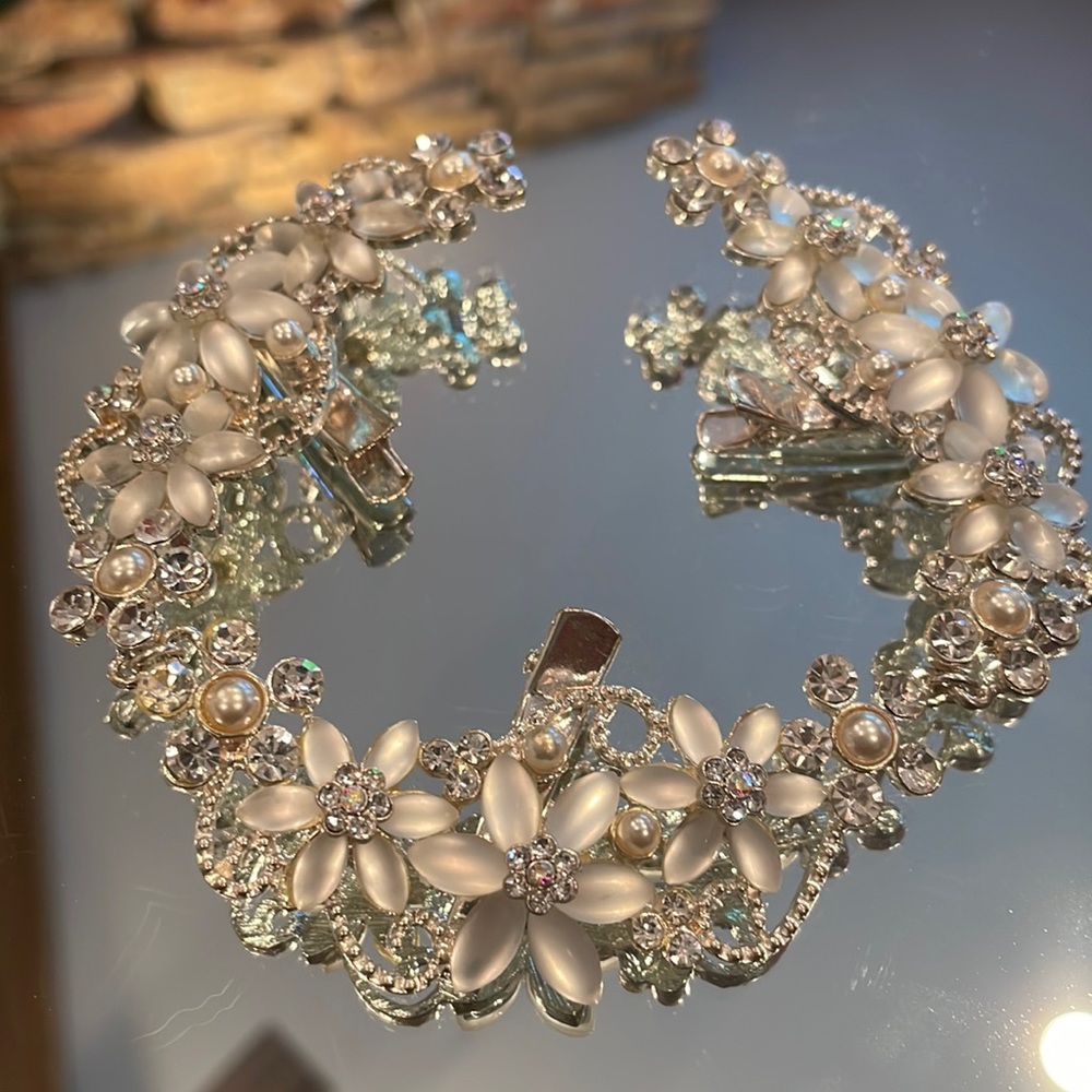 Stunning Hair Accessory